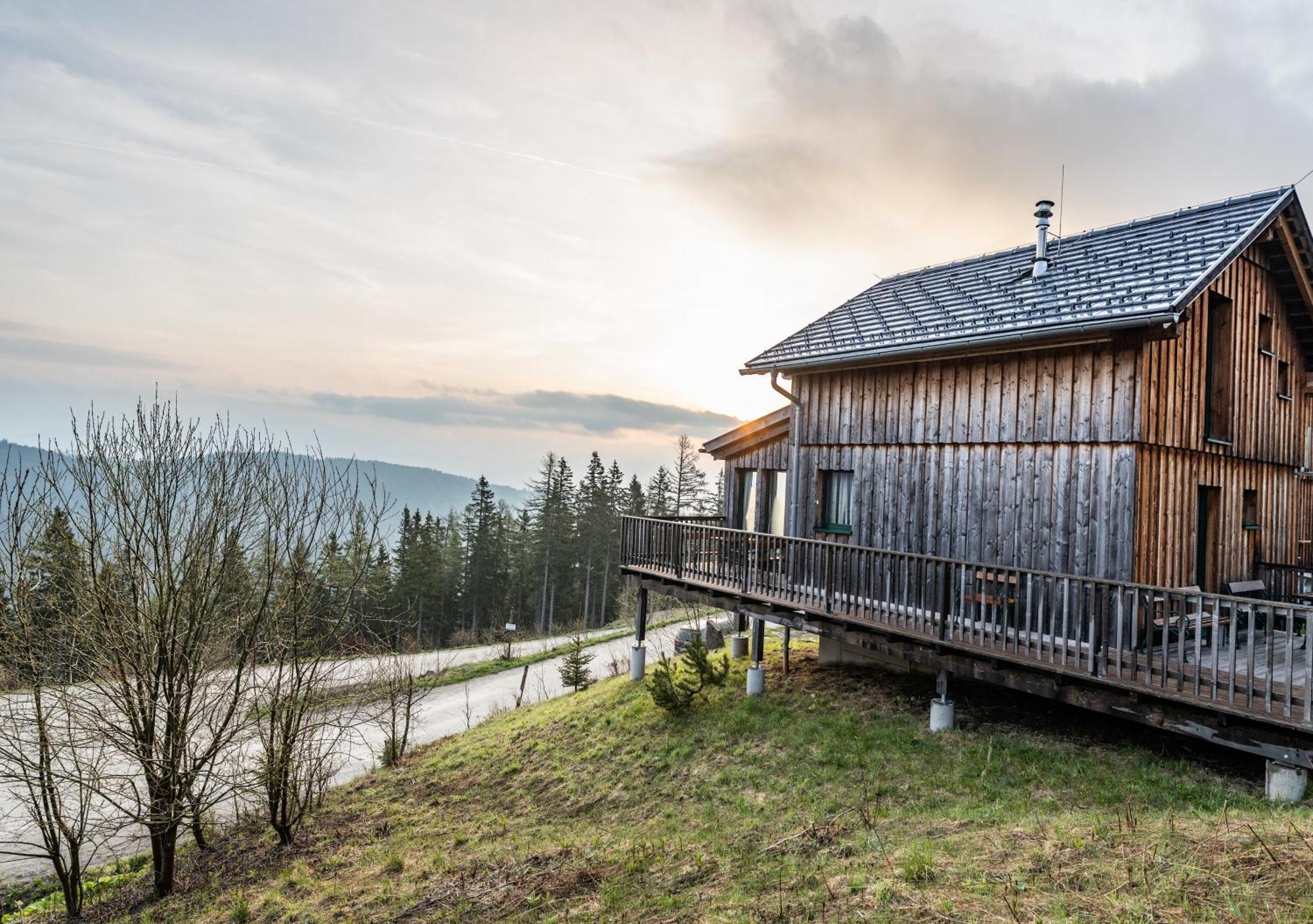 1A Chalet Rast - Wandern, Grillen, Traumblick, Indoor Sauna Bad Sankt Leonhard im Lavanttal Eksteriør bilde